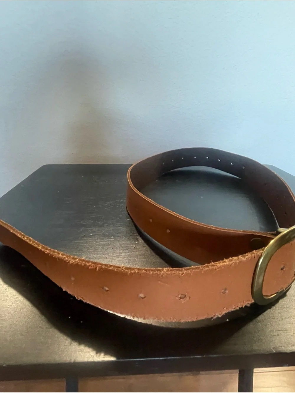 Women’s Classic Tan Leather Belt with Brass Oval Buckle Medium